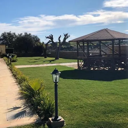 Russa Belladonna Farm stay Caltagirone