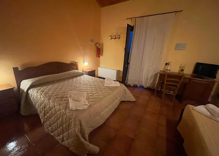 Alojamento de Turismo Rural Russa Belladonna *